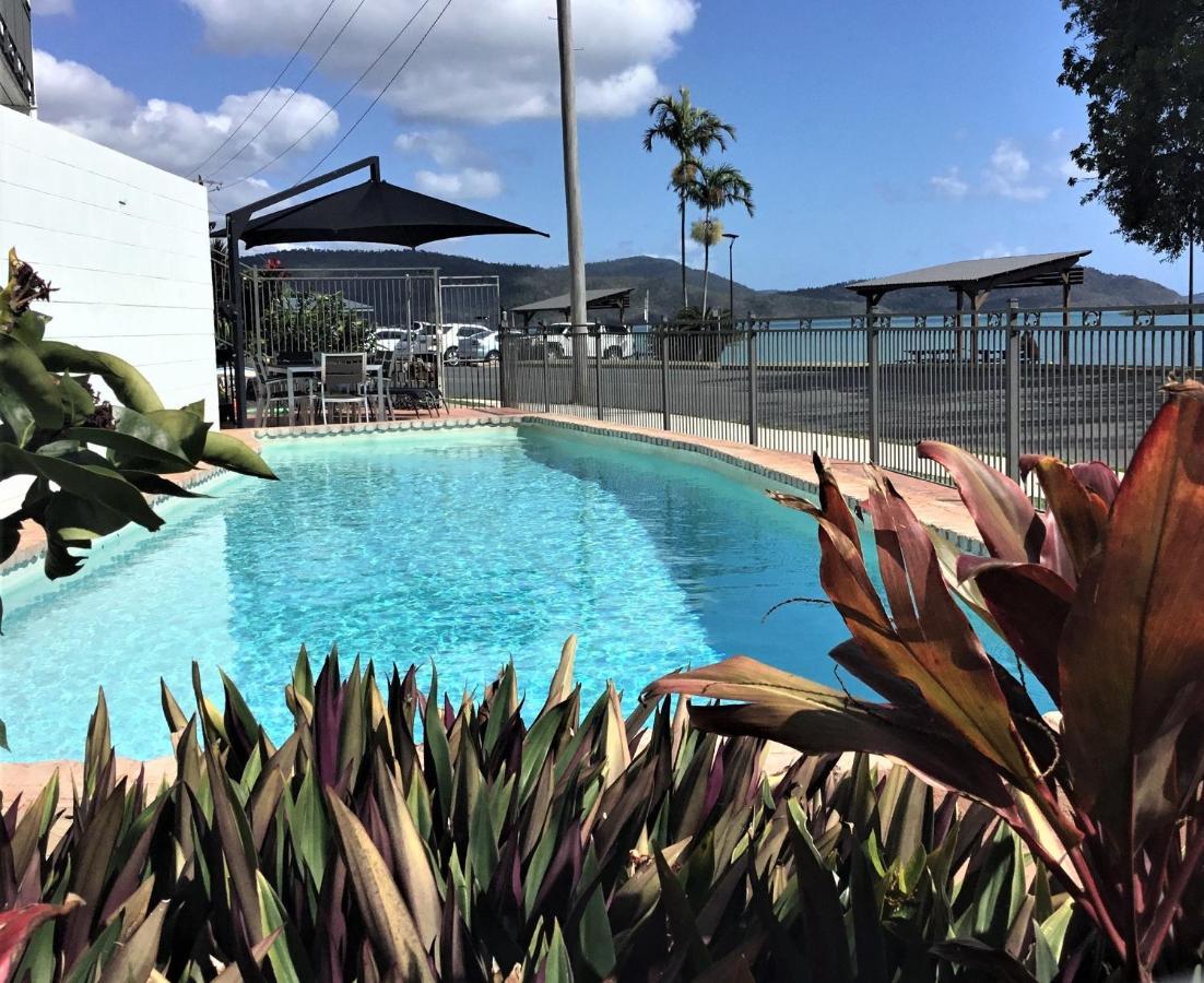 Whitsunday Waterfront Apartments Еърли Бийч Екстериор снимка