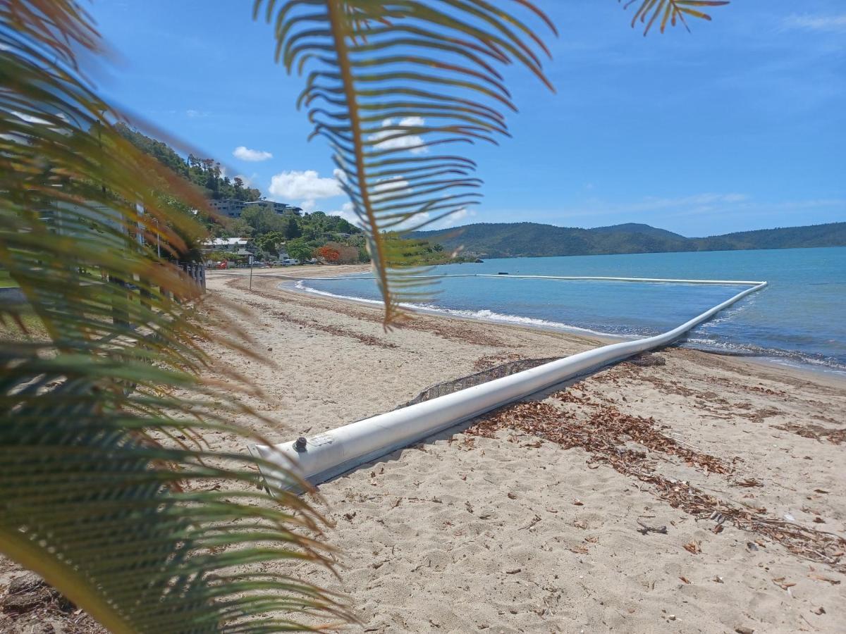 Whitsunday Waterfront Apartments Еърли Бийч Екстериор снимка