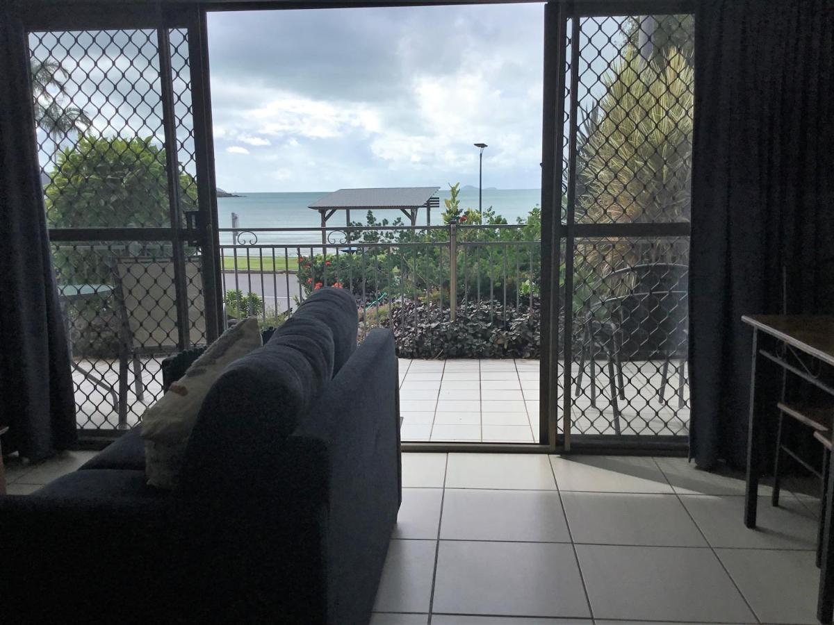 Whitsunday Waterfront Apartments Еърли Бийч Екстериор снимка
