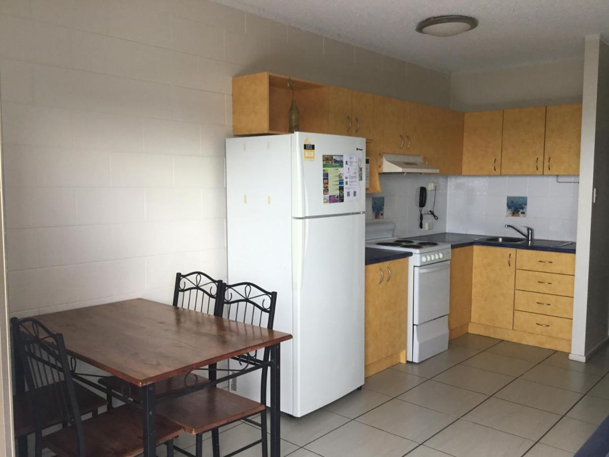 Whitsunday Waterfront Apartments Еърли Бийч Екстериор снимка