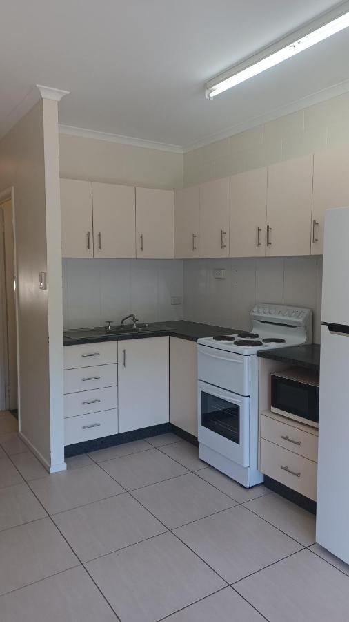 Whitsunday Waterfront Apartments Еърли Бийч Екстериор снимка