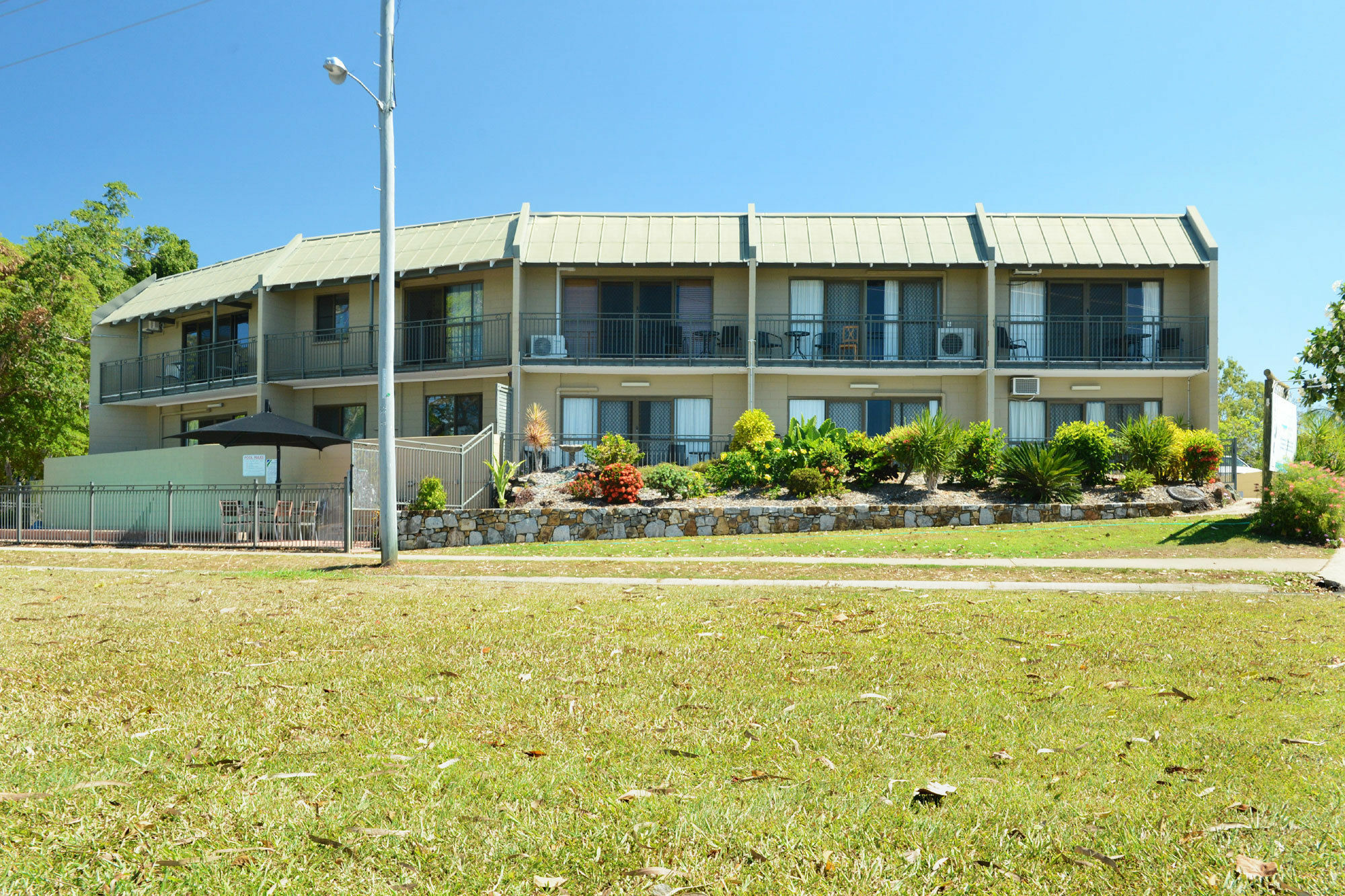 Whitsunday Waterfront Apartments Еърли Бийч Екстериор снимка
